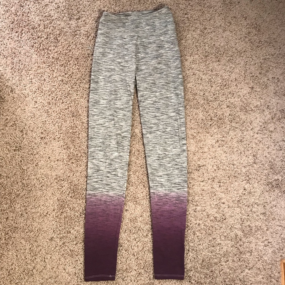 Women’s XS SO grey w/ purple high rise yoga pants